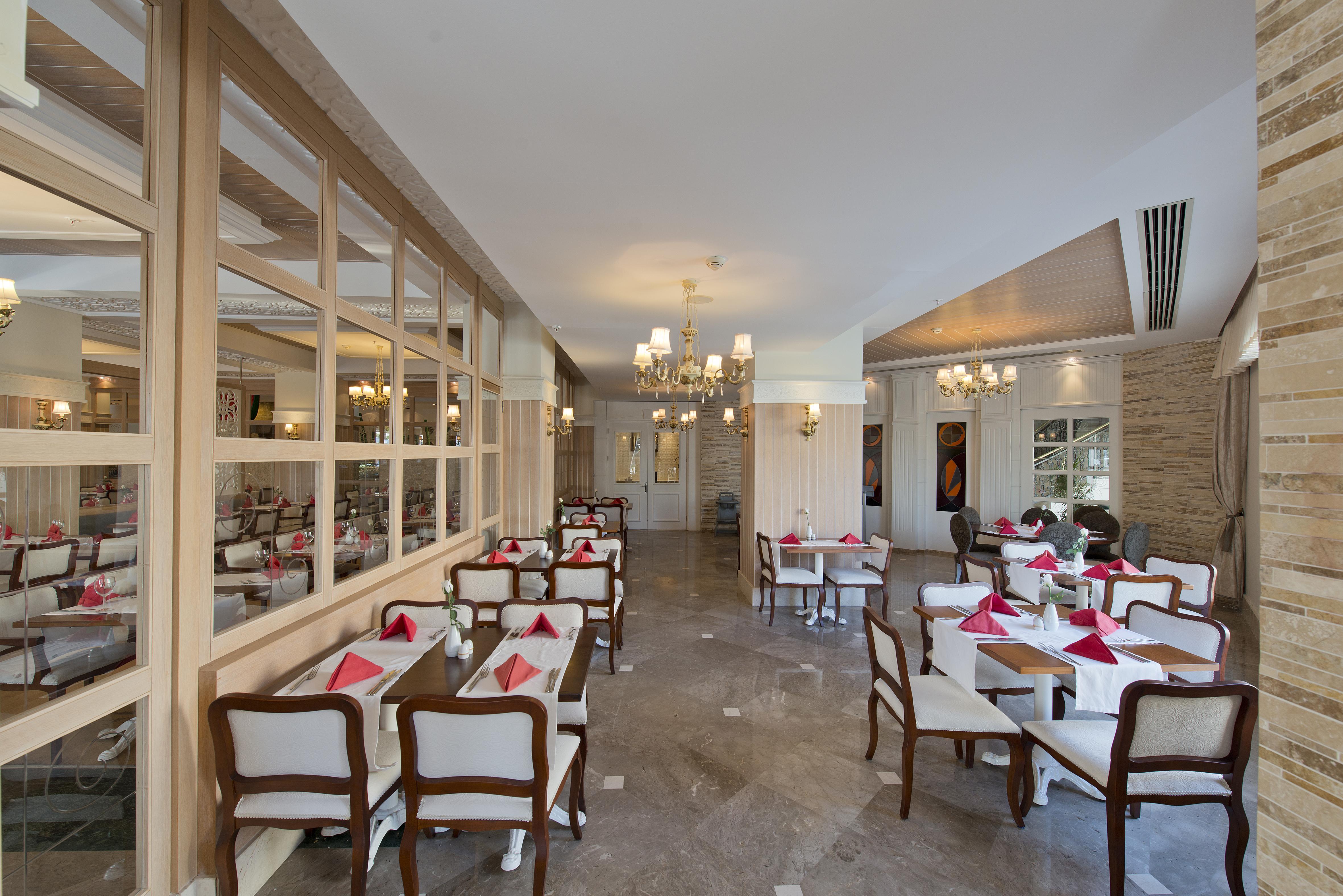 Sentido Kamelya Fulya Hotel & Aqua Colakli ภายนอก รูปภาพ The restaurant at the hotel