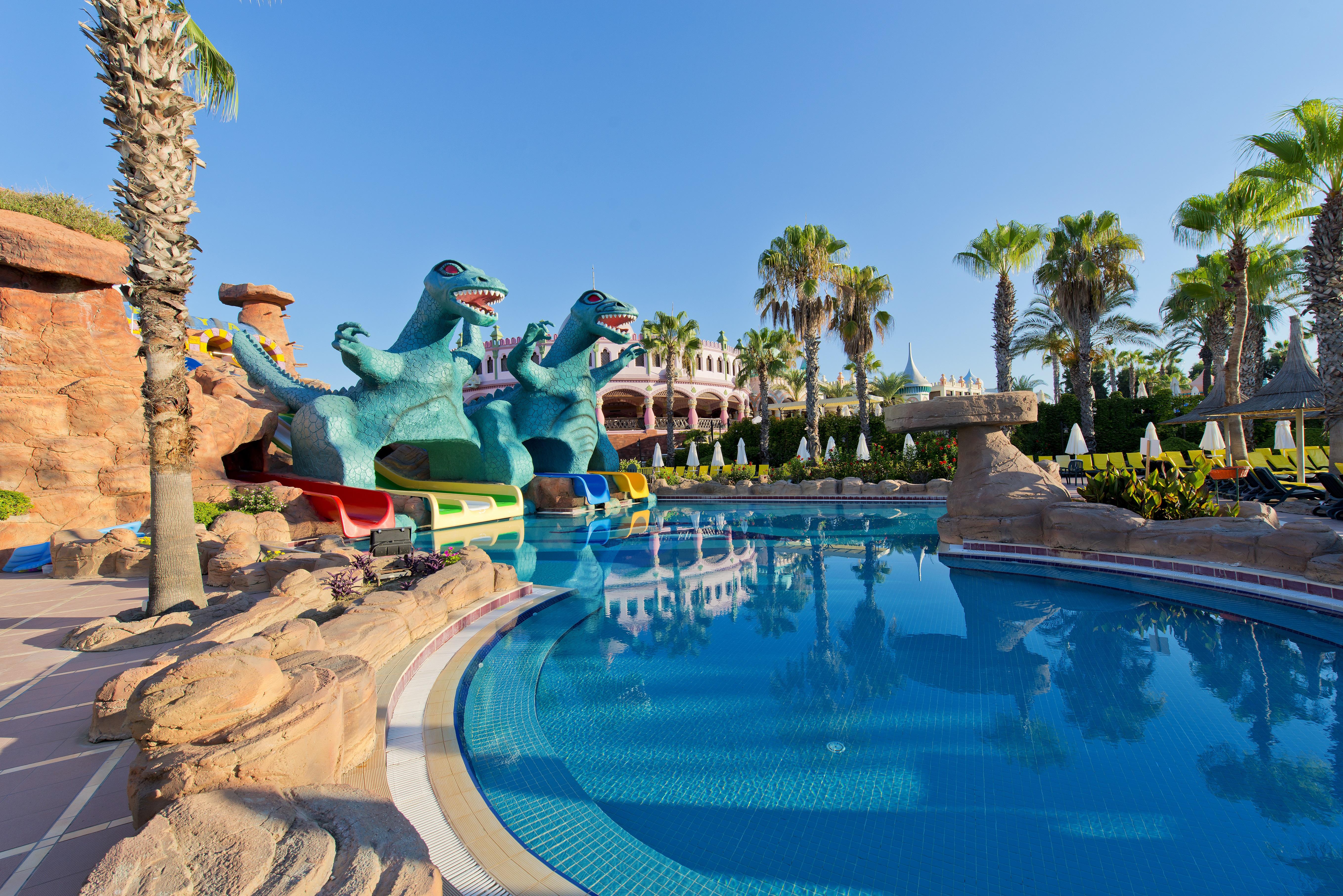 Sentido Kamelya Fulya Hotel & Aqua Colakli ภายนอก รูปภาพ The Land of Legends Theme Park