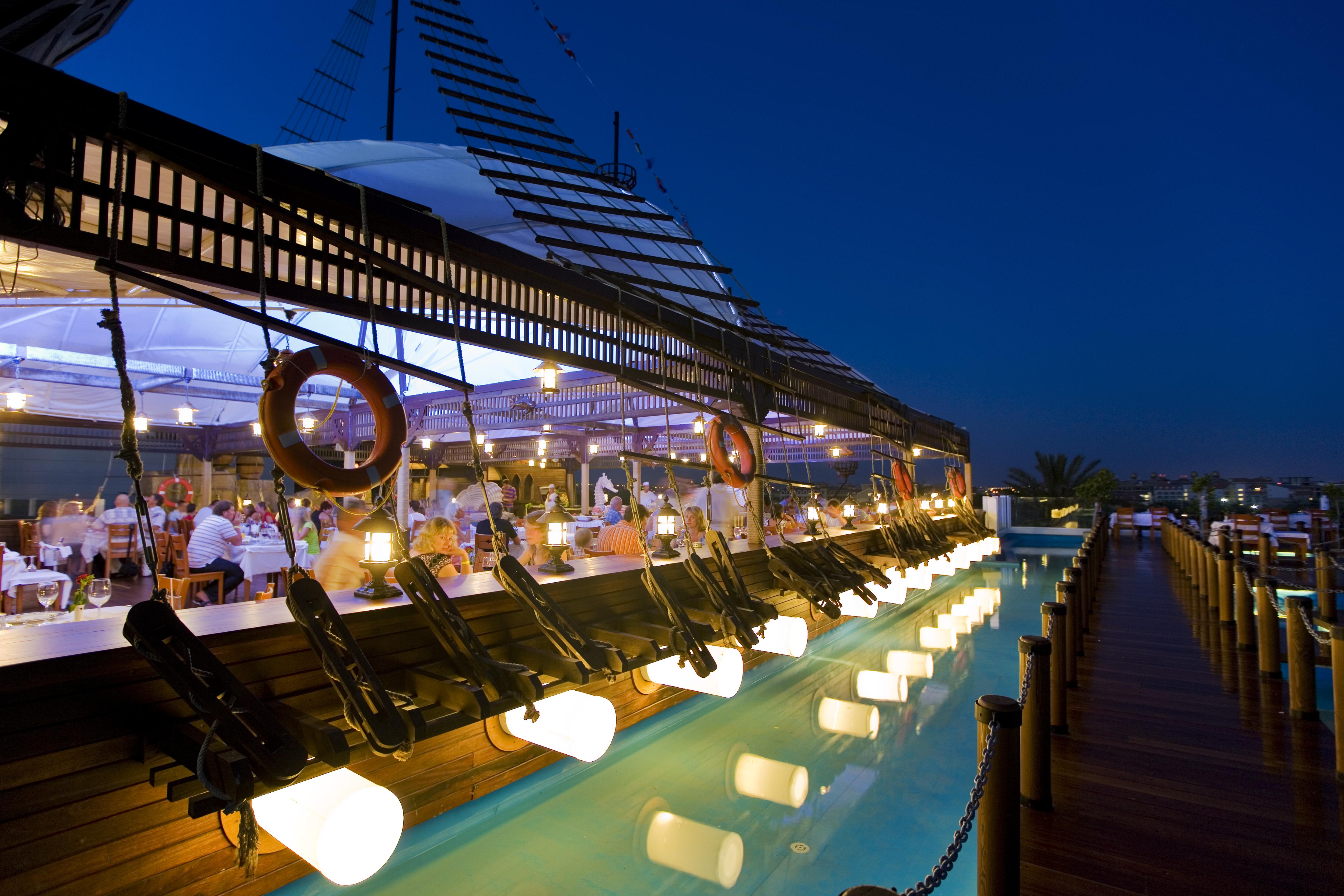 Sentido Kamelya Fulya Hotel & Aqua Colakli ภายนอก รูปภาพ The pool at the Sky Bar
